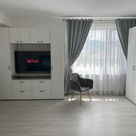 Elisio - Maple House Leilighet Ghimbav Eksteriør bilde